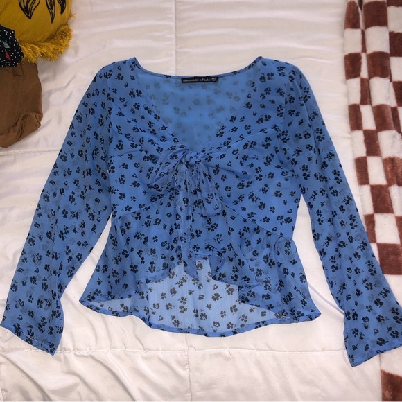ABERCROMBIE & FITCH - Blue Floral Blouse - Picture 1 of 4